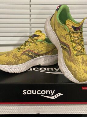 Size 8.5 - Saucony Kinvara 14 Jupiter